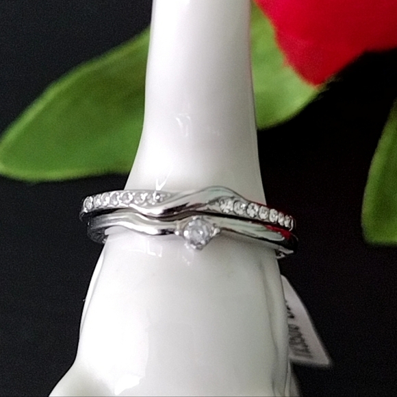 Dainty Stacking Bridal Ring Set Stainless Steel Hypoallergenic - Picture 1 of 11